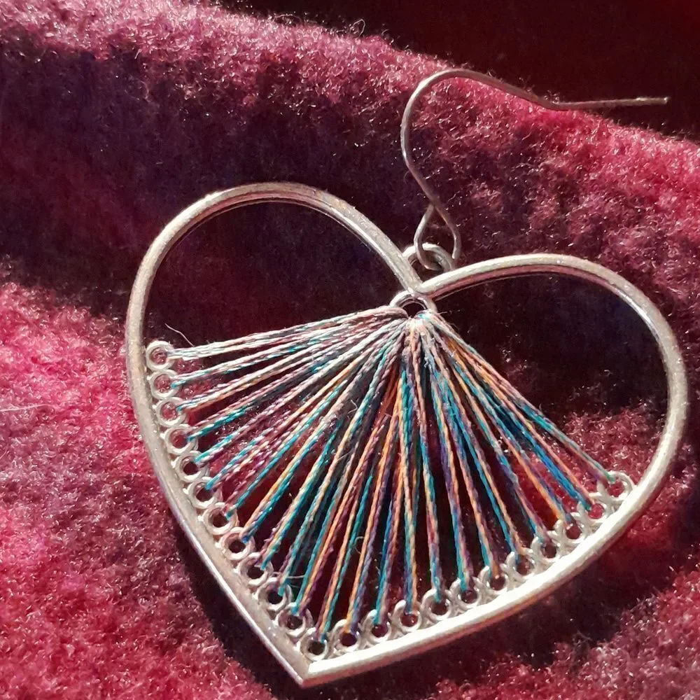 !!Vintage Heart Shaped Earrings
